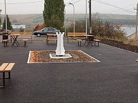 В Балтае по нацпроекту благоустроили два сквера и поставили новую спортивную площадку