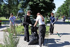 Совместную акцию провели ветераны и школьники в парке "Я-Патриот"