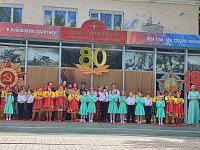 Праздничный концерт к 80-летию Победы в Великой Отечественной войне у Гарнизонного дома офицеров п. Шиханы-2