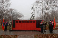 В день рождения Героя России Александра Потапова в городе прошёл памятный митинг 