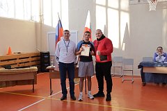В школе прошли соревнования "А ну-ка парни!"