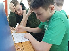 Будущие защитники приняли участие в военизированной эстафете "Игры отважных"