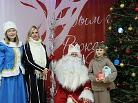 Новогодняя сказка: Полина и её новогодний подарок