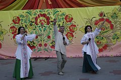 Три Спаса: праздник единства и народных традиций прошел в городском парке
