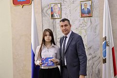 Важный день для десяти юных горожан: сегодня они официально стали полноправными гражданами нашей страны