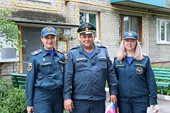 Сотрудники Спецотдела поздравили детей с праздником и напомнили о безопасности