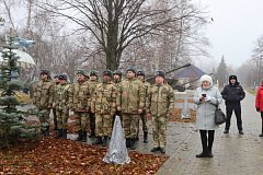 В день рождения Героя России Александра Потапова в городе прошёл памятный митинг 