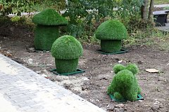 Топиарные фигуры - украшение, а не аттракцион