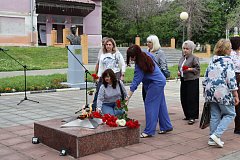 Митинг-реквием прошел на площади у Вечного огня в День памяти и скорби