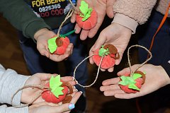 Увлекательный мастер-класс по рукоделию прошел для детей в библиотеке