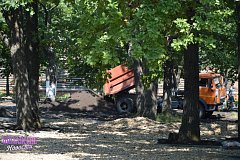 В шиханском парке приступили к благоустройству «детской» зоны