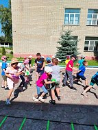 Спорт в каждый день: дошколята и спортивные наставники