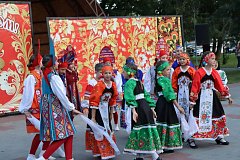 Традиционный праздник «Три Спаса» отметили в городском парке