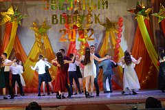 Сегодня в Шиханах прошел выпускной вечер