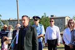 Шестьдесят три первоклассника сели за парты в Шиханах