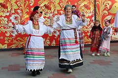 Традиционный праздник «Три Спаса» отметили в городском парке
