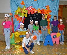 Спасибо вам, Учителя! В Шиханах прошло торжественное мероприятие
