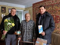 Ветерана Великой Отечественной войны поздравили с 23 февраля