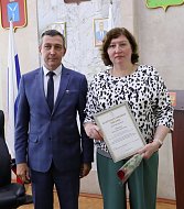 Медиков наградили благодарственными письмами от депутата областной Думы