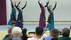 Шиханские школьники выступили с концертом перед военнослужащими