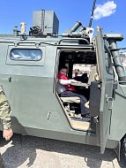 Первоклассники посетили с экскурсией войсковую часть