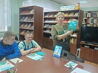 Для Защитников Отечества смастерили поздравительные открытки