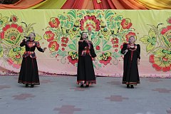 Три Спаса: праздник единства и народных традиций прошел в городском парке