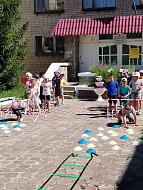 Спорт в каждый день: дошколята и спортивные наставники