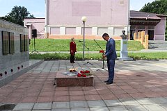 Митинг-реквием прошел на площади у Вечного огня в День памяти и скорби