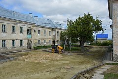 В городе продолжается благоустройство дворовых территорий 