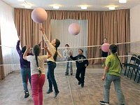 Помогает ЗОЖ ребятам быть всегда с друзьями рядом!