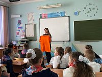 Как не потеряться: школьники узнали секреты безопасности от волонтеров "Лиза Алерт"