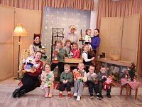 «Сказка о глупом мышонке» в гостях у малышей: праздник театра и творчества